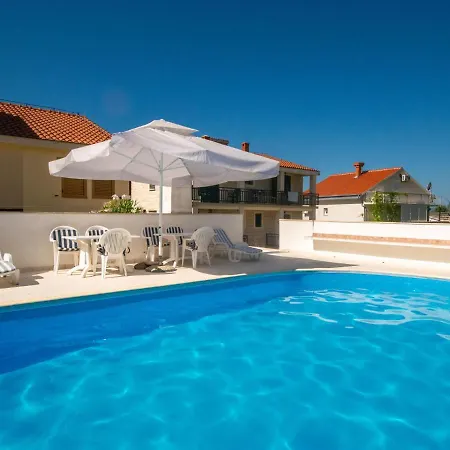 Meridiana-4 By Interhome Apartament *