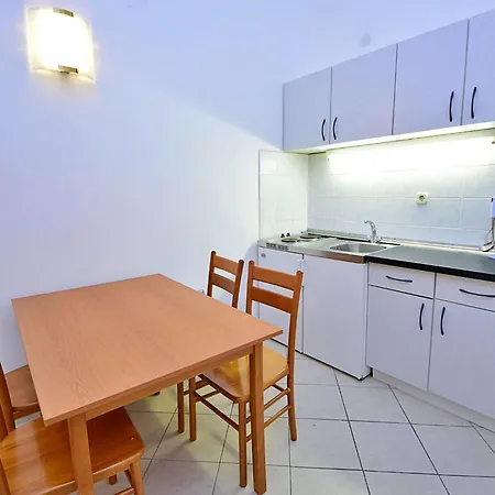 Apartament Meridiana-4 By Interhome *